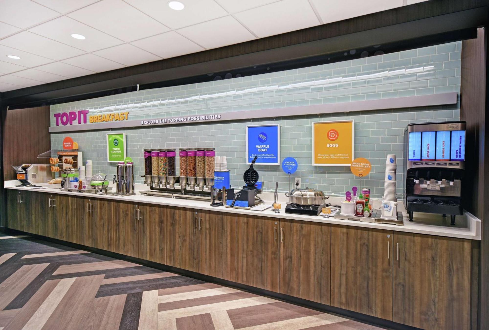 Tru By Hilton Portland Airport Area Me Hotel South Portland Exterior photo